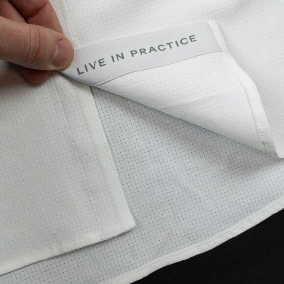 Lululemon Airing Easy Shirt Mens Small Short Sleeve Button-Up Solid White Vented - Picture 8 of 14
